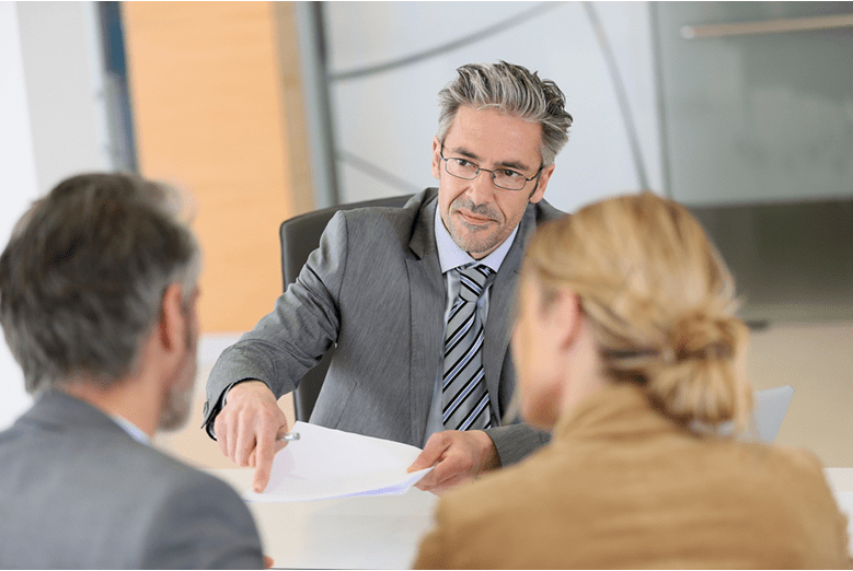 what is a financial advisor