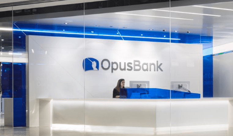Opus Bank Review